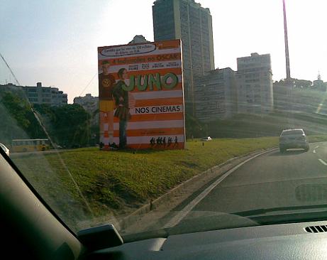anúncio na praia de Botafogo